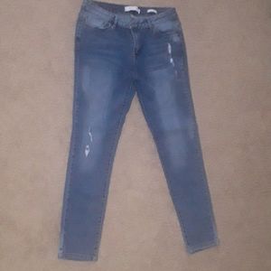 Kenneth Cole Reaction distressed jeans